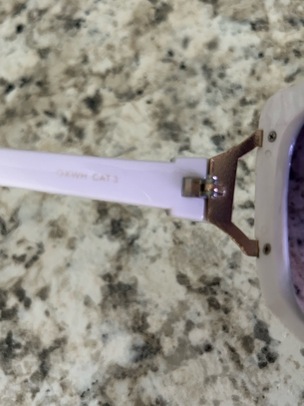 Jessica Simpson Oversized Square Sunglasses White Black Gold JS Logo Purple Tint - Picture 11 of 13